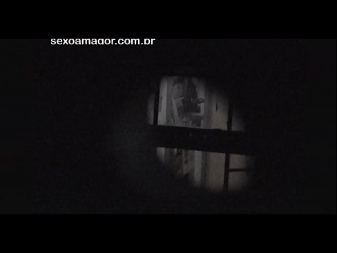 ❤️ Lourinho é filmado secretamente por um voyeur de bairro escondido atrás de tijolos ocos ❤ Porno duro em pt.mass-pr.ru ❌❤